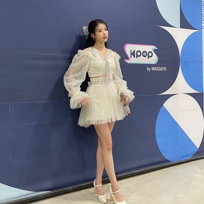 Triệu người đang phát cuồng vì ảnh cận mặt của 1 mỹ nhân Kpop, lâu nay chỉ mải nghe giọng mà quên visual cực phẩm? - Ảnh 6.