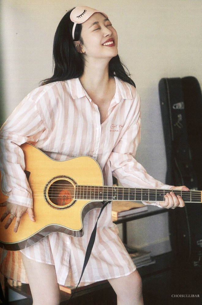 Đ&uacute;ng ng&agrave;y sinh nhật, x&oacute;t xa nh&igrave;n lại bộ ảnh cuối đời của Sulli: Nụ cười rạng rỡ, nhan sắc động l&ograve;ng người giờ chỉ c&ograve;n l&agrave; k&yacute; ức - Ảnh 15.