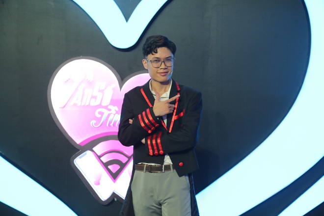 Nữ chính tập mở màn Tần Số Tình Yêu bắn rap cực ngầu khiến dàn trai đẹp phát cuồng - Ảnh 8.