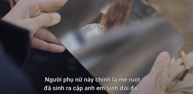 4 giả thuyết sốc óc ở Penthouse 2: Thiếu gia Seok Hoon là con ruột chị đẹp, Ro Na chắc kèo ngã cầu thang? - Ảnh 11. 4 giả thuyết sốc óc ở Penthouse 2: Thiếu gia Seok Hoon là con ruột chị đẹp, Ro Na chắc kèo ngã cầu thang? - Ảnh 11.
