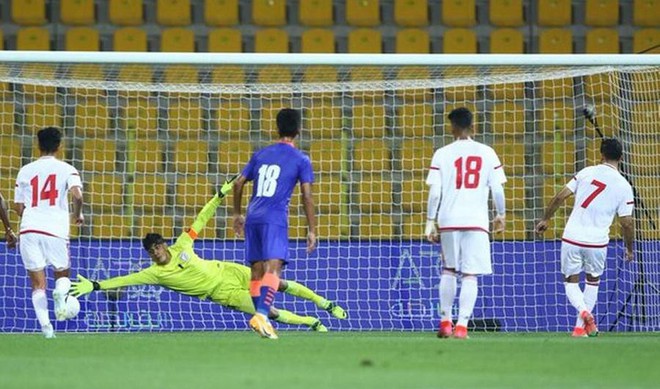 Thắng hủy diệt 6-0, UAE gửi chiến thư tới tuyển Việt Nam - Ảnh 1.