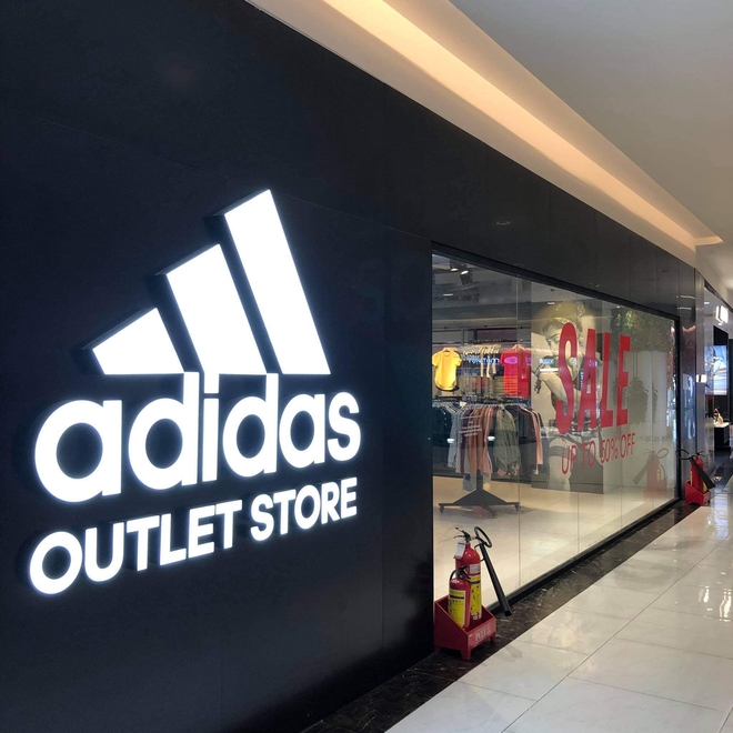 Adidas outlet hotsell quận 4