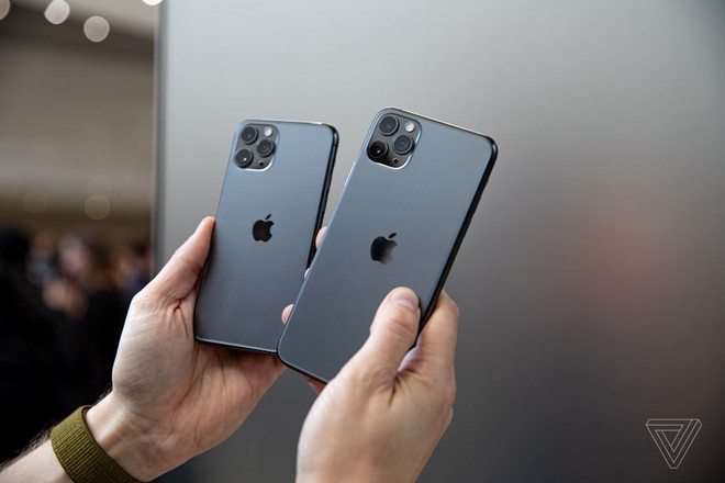iPhone 11 xách tay giảm giá mạnh, sắp ngang giá Mỹ