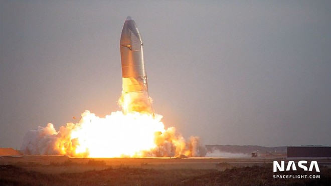 Tưởng hạ cánh thành công, tàu vũ trụ SpaceX lại đột ngột nổ tung - Ảnh 3.