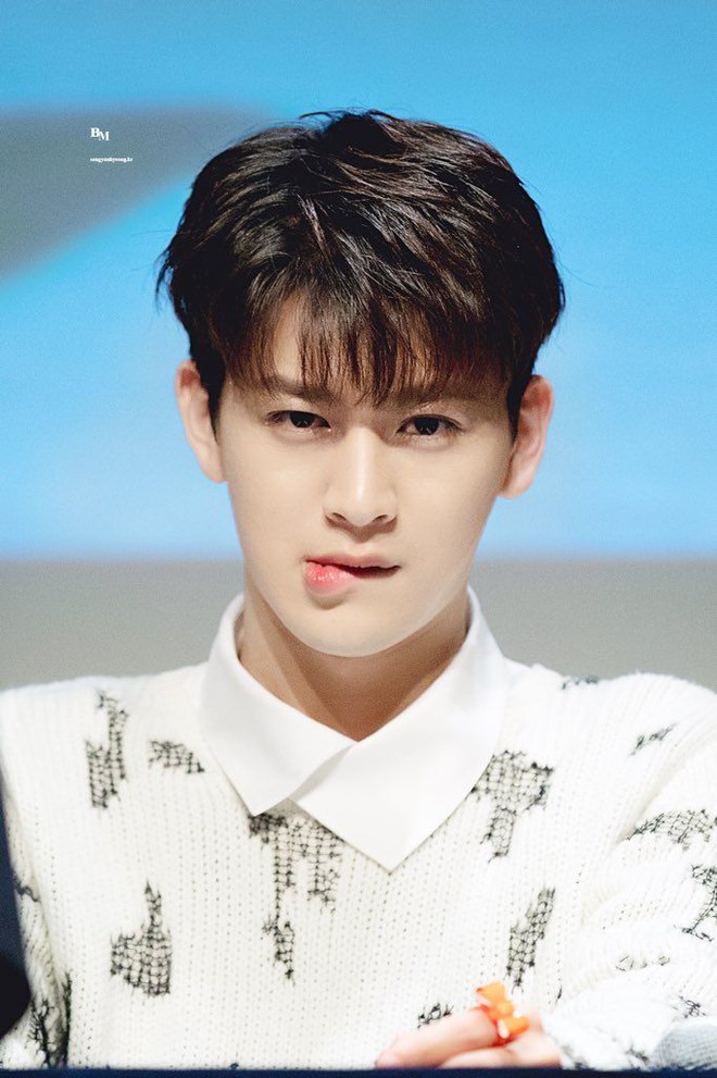 Chị em đang điên đảo truy tìm soái ca tiếp viên hàng không ở Vinh, tìm ra mới ngã ngửa vì là... idol nhà YG? - Ảnh 6.