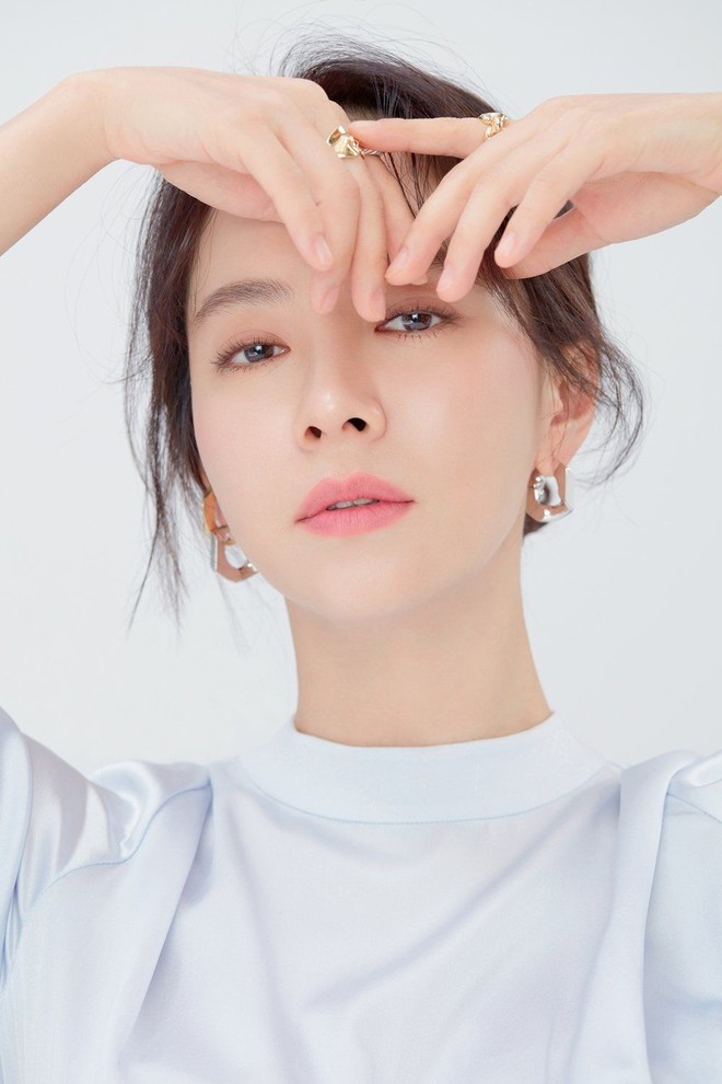 Knet bất ngờ đào lại ảnh mợ ngố Song Ji Hyo từ thời đóng Hoàng Cung, ăn thịt đường tăng hay gì mà trẻ vậy? - Ảnh 19.