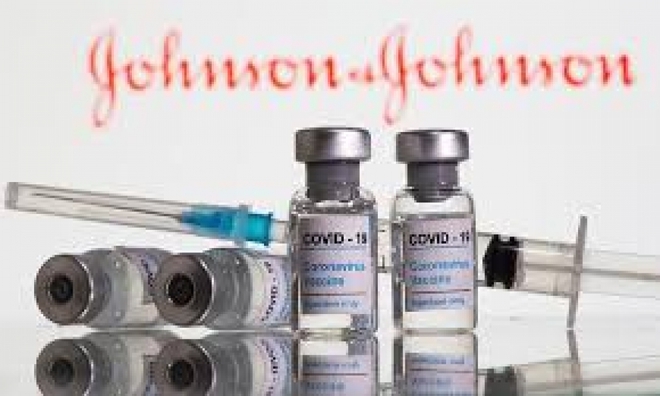 Canada phê duyệt sử dụng vaccine Covid-19 của Johnson & Johnson - Ảnh 1.