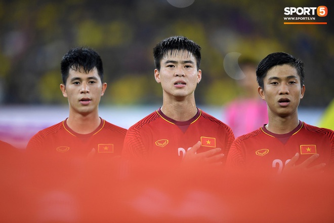 Hàng thủ tuyển Việt Nam thủng lỗ chỗ, HLV Park Hang-seo đau đầu tìm cách vá - Ảnh 2.