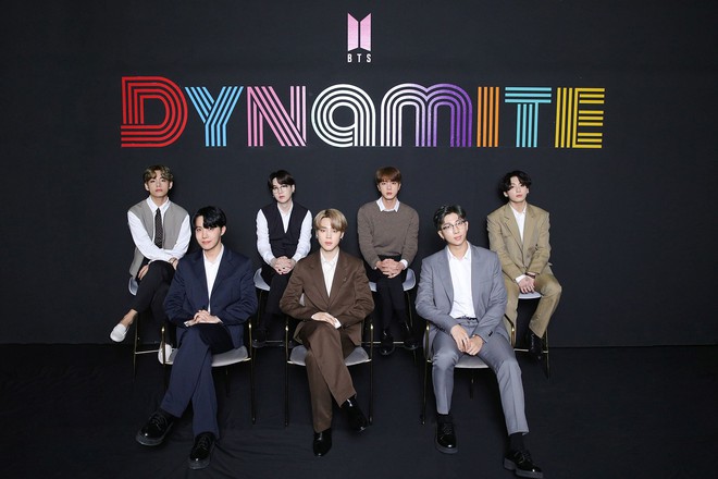 Tranh cãi Billboard vinh danh BTS là nghệ sĩ vĩ đại nhất 2020: Thành tích không bằng Ariana - Justin, nhưng có gì đó sai sai? - Ảnh 8. Tranh cãi Billboard vinh danh BTS là nghệ sĩ vĩ đại nhất 2020: Thành tích không bằng Ariana - Justin, nhưng có gì đó sai sai? - Ảnh 8.