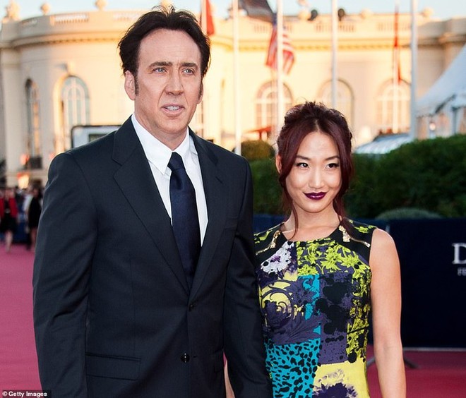 Tài tử Ma Tốc Độ Nicolas Cage cưới vợ lần 5 - Ảnh 11.