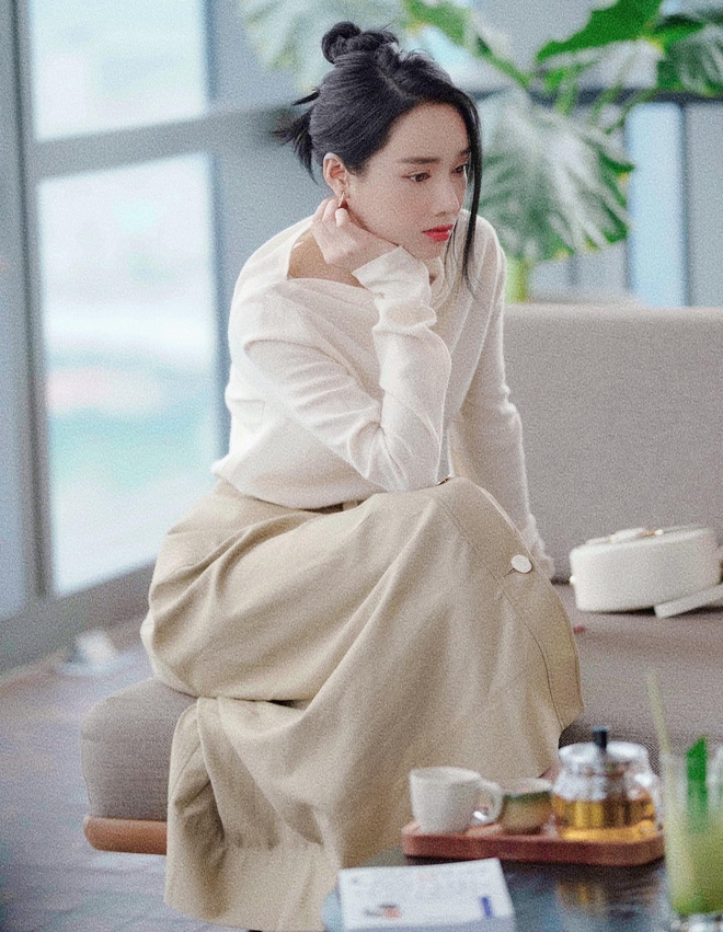 Từ Nhã Phương là chị em tăm tia được bao set đồ siêu xinh để xúng xính diện tối 8/3 - Ảnh 5.