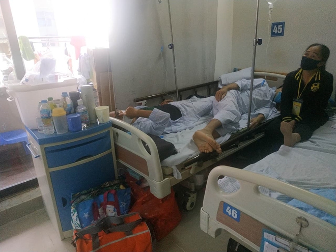 Bạn bè, thầy cô tiếc thương chàng trai 23 tuổi qua đời vì ung thư máu: Cuộc đời này em đã đủ rực rỡ và làm những điều phi thường rồi! - Ảnh 2. Bạn bè, thầy cô tiếc thương chàng trai 23 tuổi qua đời vì ung thư máu: Cuộc đời này em đã đủ rực rỡ và làm những điều phi thường rồi! - Ảnh 2.