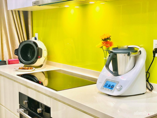 Robot nấu ăn giúp mẹ Sài Gòn nhàn tênh, cân được cả ngàn món nhưng vẫn phát hiện điểm trừ đáng tiếc này - Ảnh 2.