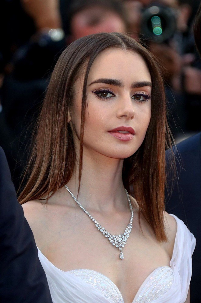 Loạt ảnh bạch tuyết Lily Collins đi sự kiện đang khiến dân tình điên đảo: Xinh rụng rời, bảo sao được gọi là nữ thần thảm đỏ - Ảnh 5.