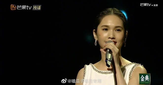 Bị lộ hát nhép, chị đại The Voice Trung Quốc vẫn hiên ngang dẫn đầu show thực tế - Ảnh 5.