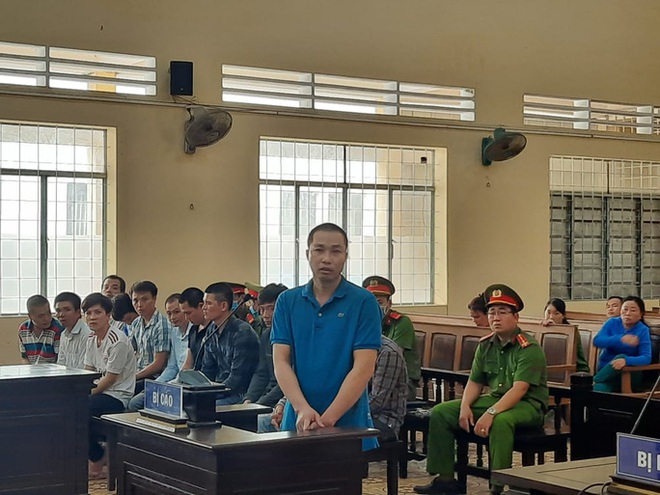 Vụ trộm tôm siêu tinh vi: 5 bị cáo được giảm án - Ảnh 1.