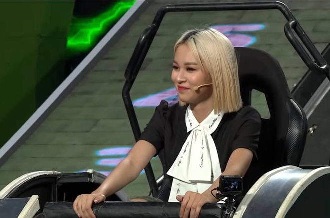 Trường Giang được tặng biệt danh thầy b&oacute;i khi n&oacute;i Ph&iacute; Phương Anh l&agrave; ph&iacute; thời gian - Ảnh 4.