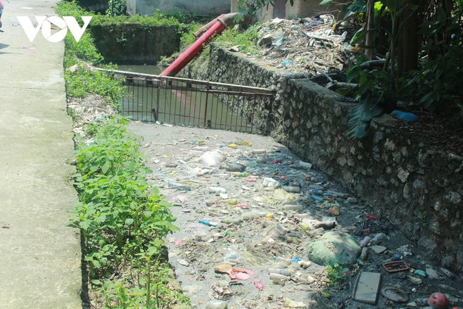 Ngạt thở vì ô nhiễm ở làng tái chế nhựa phế thải lớn nhất Hà Nội - Ảnh 8.