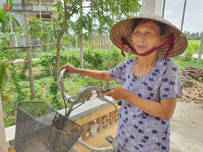 30 năm nuôi con gái khờ khạo tật nguyền, ngày cuối đời mẹ chỉ mong có được một bữa ăn ngon rồi chết - Ảnh 7.