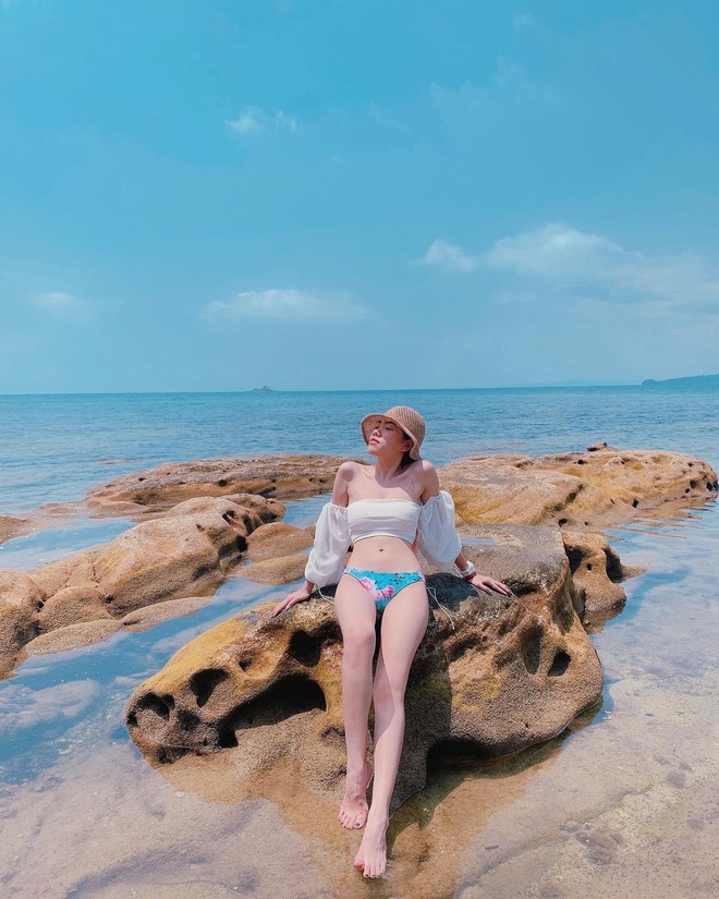 Trọn bộ cẩm nang ăn chơi Phú Quốc trong 4 ngày 3 đêm "chuẩn như dân bản địa": Hè này không đi là phí cả thanh xuân! - Ảnh 17. Trọn bộ cẩm nang ăn chơi Phú Quốc trong 4 ngày 3 đêm "chuẩn như dân bản địa": Hè này không đi là phí cả thanh xuân! - Ảnh 17.