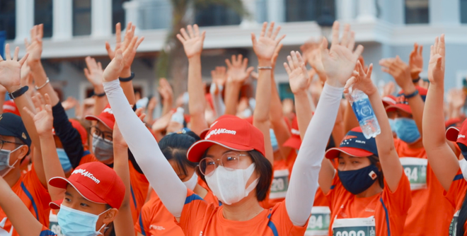 Khung cảnh VĐV Phú Quốc WOW Island Race 2021 đồng loạt đeo khẩu trang khi khởi động và trên đường chạy gây ấn tượng - Ảnh 6.