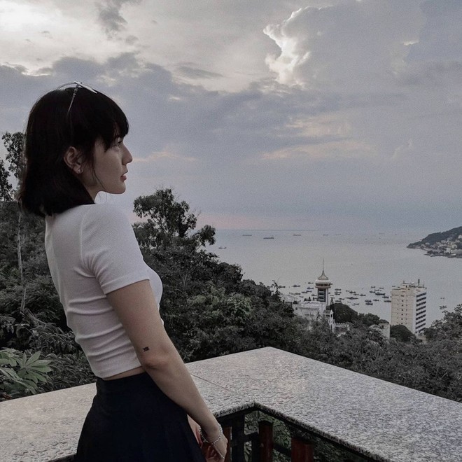 Clip: Hải Tú lộ diện ở Hàn Quốc giữa lúc Sơn Tùng vừa tung MV, thực hư và phản ứng netizen ra sao? - Ảnh 5.