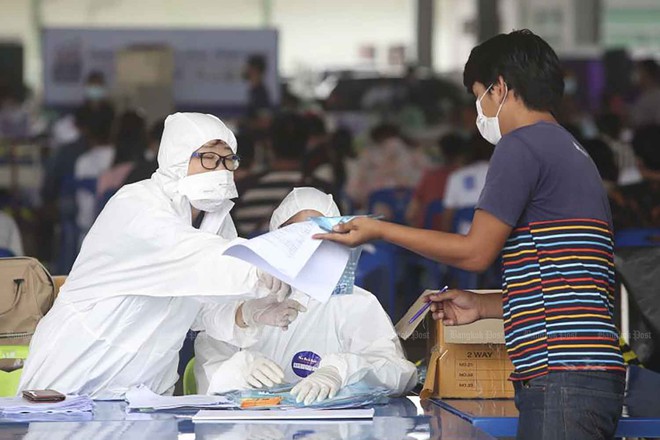 Campuchia: Tiết lộ đ&aacute;ng lo trong ng&agrave;y số ca mắc Covid-19 tăng kỷ lục - Ảnh 2.