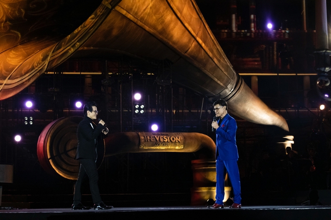 Quý ông Hà Anh Tuấn tại Veston Concert: Bật khóc trong đêm nhạc bão tố nhất sự nghiệp, gửi tặng 500 triệu để mua vaccine chống dịch - Ảnh 13.
