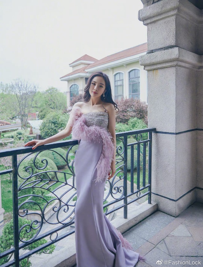 Dương Mịch lao vào cuộc đua diện đồ Haute Couture nhưng vẫn nhận cái kết đắng lòng từ netizen - Ảnh 3.