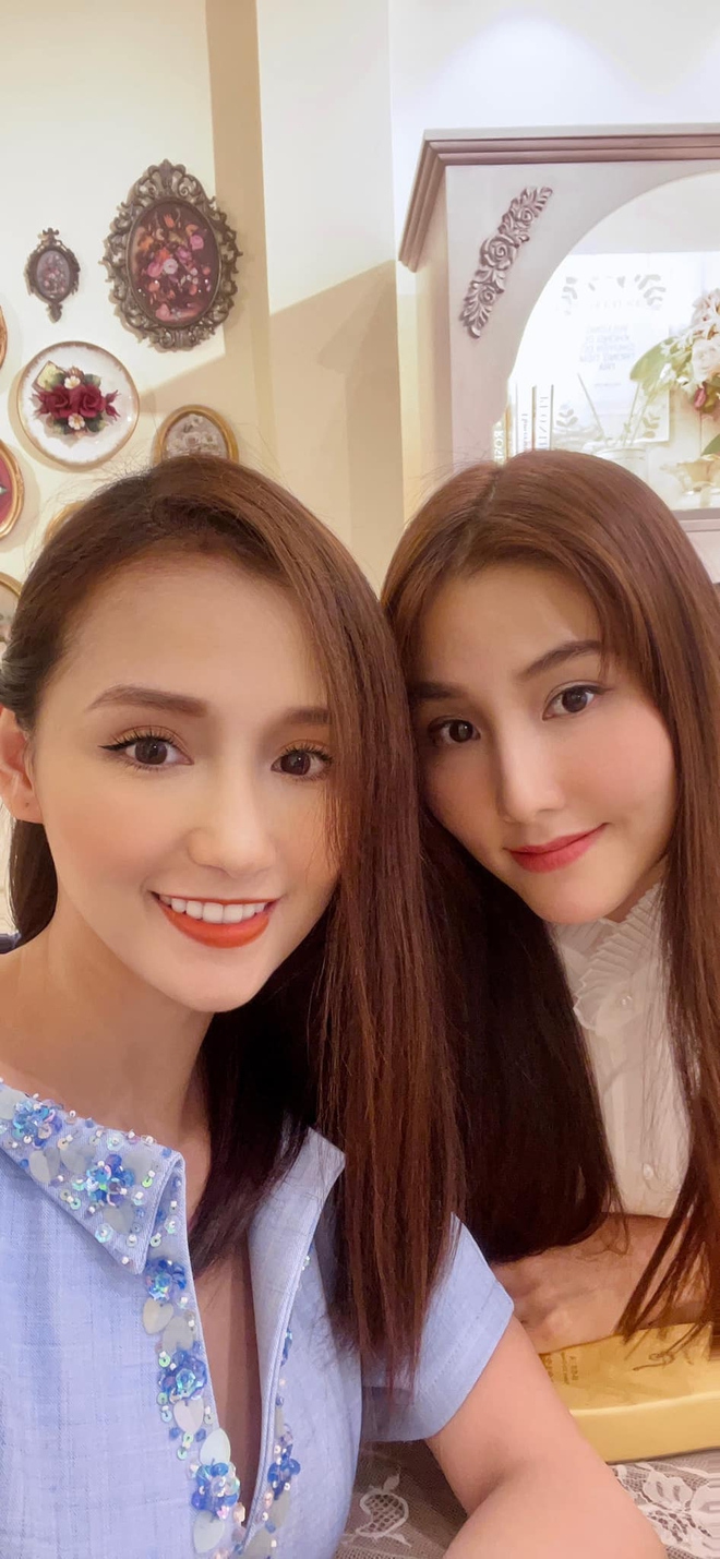 D&agrave;n sao vũ trụ VTV Bắc - Nam hội tụ trong 1 khung h&igrave;nh, spotlight dồn hết v&agrave;o vợ TGĐ tập đo&agrave;n ngh&igrave;n tỷ vừa c&ocirc;ng khai mang bầu - Ảnh 6.