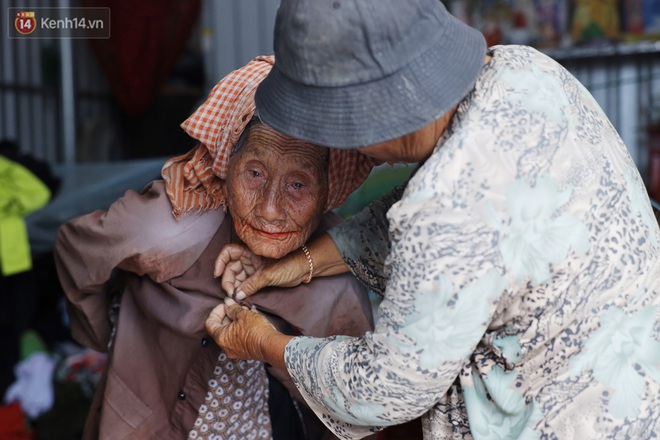 Về miền Tây nghe cụ Út hài hước kể chuyện một đời lo chữ hiếu: "Tui đợi má mất thì sẽ lấy chồng, dè đâu má thọ 100 tuổi” - Ảnh 5.