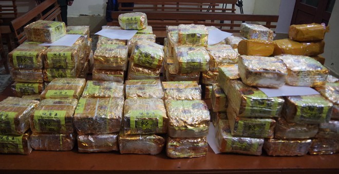 Cận cảnh vụ bắt 4 đối tượng, thu giữ hơn 3,5 tạ ma t&uacute;y - Ảnh 2.
