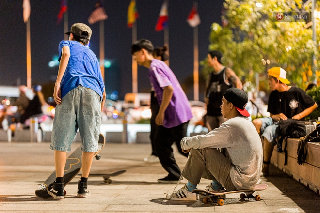 Dân chơi hệ trượt ván ở Sài Gòn tám chuyện: Bố mẹ nói tự chơi tự chịu, bạn gái lúc đầu thấy ngầu sau cũng đòi bỏ! - Ảnh 14.