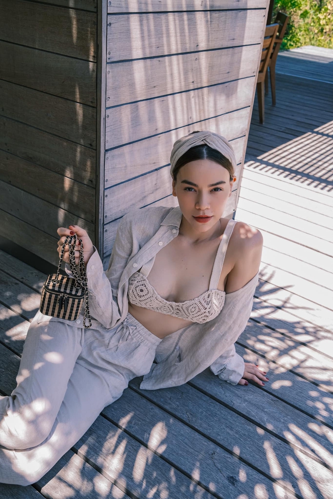 H&agrave; Hồ kho&aacute;i l&ecirc;n đồ sexy ngộp thở, chẳng ngờ bị netizen chỉ ra nhược điểm kh&oacute; n&oacute;i - Ảnh 5.