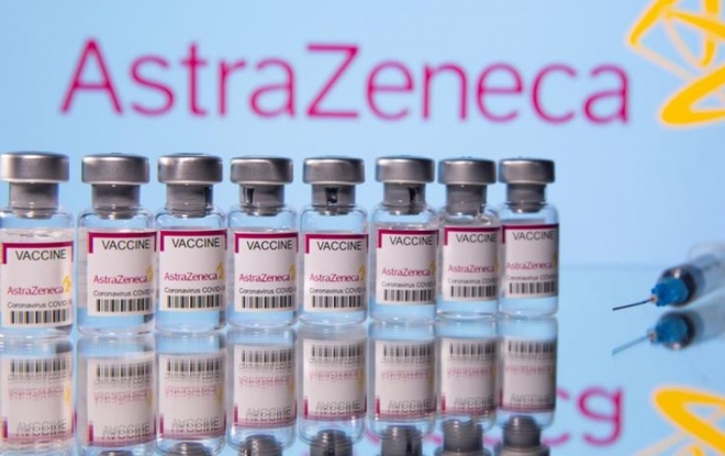 Châu Âu kết luận vaccine AstraZeneca có thể gây tác dụng phụ đông máu  - Ảnh 1.