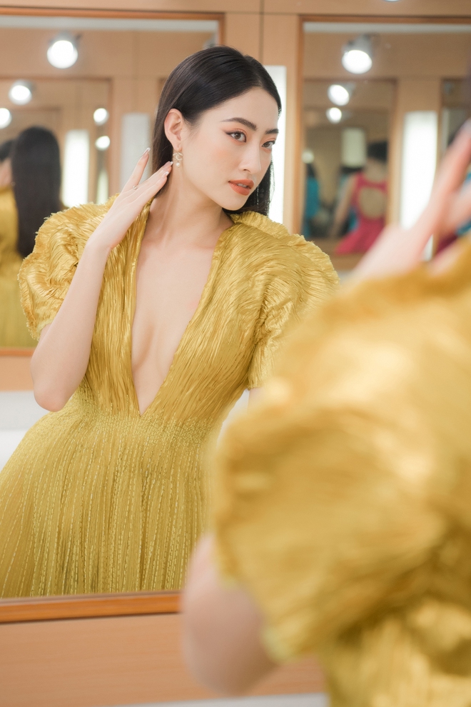 Váy Tafta Vàng – Dress Essential