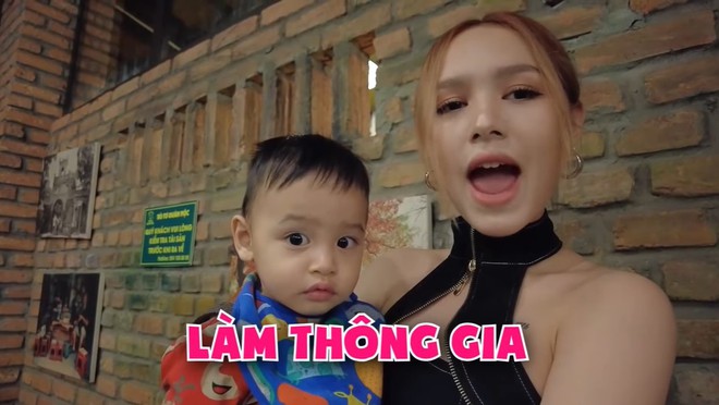 Xoài Non chốt hạ sinh con gái sẽ làm thông gia với Độ Mixi, nhưng phần thưởng nếu sinh quý tử mới thật sự khủng - Ảnh 2. Xoài Non chốt hạ sinh con gái sẽ làm thông gia với Độ Mixi, nhưng phần thưởng nếu sinh quý tử mới thật sự khủng - Ảnh 2.