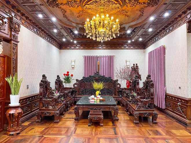 Biệt thự bề thế của gia đình 9X Bắc Ninh: Diện tích 400m2 với 4 tầng, nội thất tinh xảo toàn gỗ nguyên khối nhập từ Lào - Ảnh 4.
