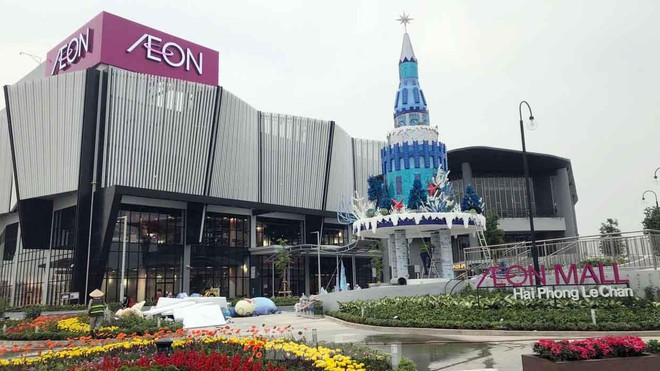 Đề nghị phong tỏa quầy hàng Aeon Mall vì 2 ca mắc COVID-19 từng đến - Ảnh 1.