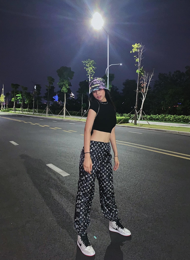 Phượng Chanel vừa được khen mà nay chuẩn bị đi vào vết xe đổ? - Ảnh 4.