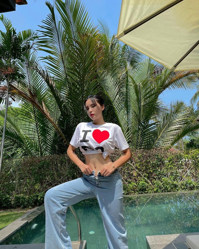 Tại sao từ sao Việt tới sao H&agrave;n đồng loạt bung c&aacute;i kh&oacute;a quần ra thế n&agrave;y? - Ảnh 3.