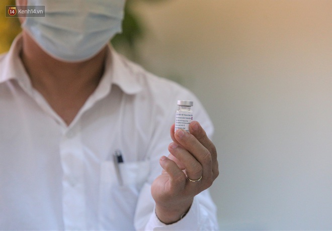 Quảng Ngãi ghi nhận 8 trường hợp sốc phản vệ sau khi tiêm vắc xin Covid-19 - Ảnh 2. Quảng Ngãi ghi nhận 8 trường hợp sốc phản vệ sau khi tiêm vắc xin Covid-19 - Ảnh 2.