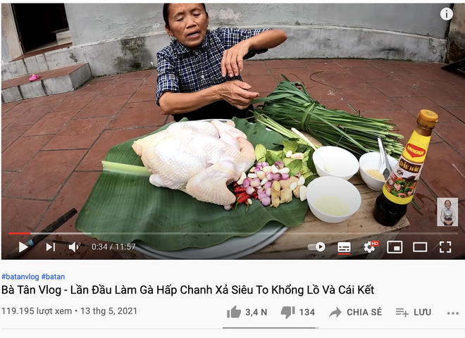 Drama cực căng ở quê bà Tân Vlog: Một thanh niên bỏ nhà đi theo bạn gái, hôm sau xuất hiện trong clip ăn chực - Ảnh 1. Drama cực căng ở quê bà Tân Vlog: Một thanh niên bỏ nhà đi theo bạn gái, hôm sau xuất hiện trong clip ăn chực - Ảnh 1.