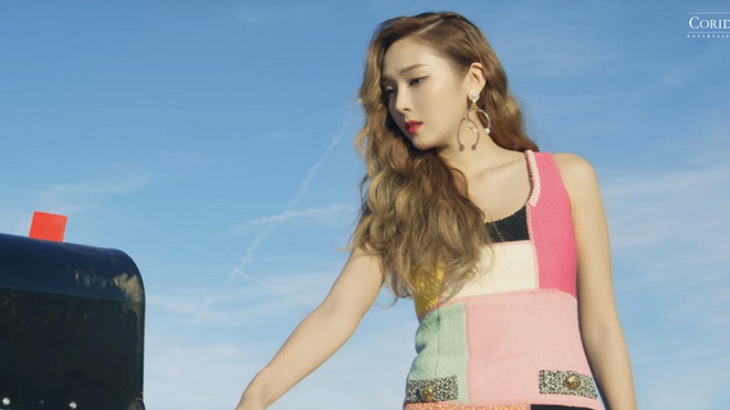 Sự nghiệp ca hát của Jessica bỗng lặn mất tăm sau 5 năm, có phải do SM nhúng tay vào? - Ảnh 4.