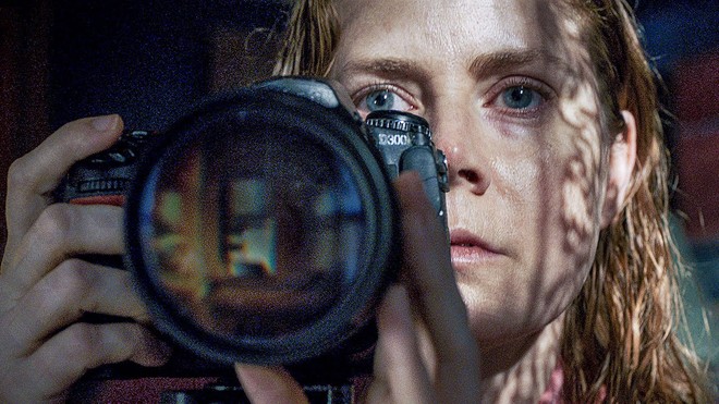 The Woman In The Window: Bộ phim nhạt nhẽo này không đáng để bạn lãng phí thời gian! - Ảnh 2.