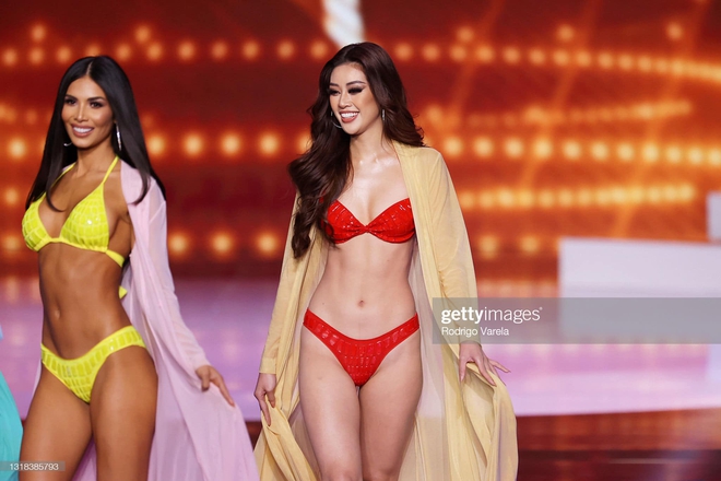 Nhìn lại visual của Khánh Vân trong đêm Chung kết Miss Universe: Đỉnh chóp thế này mà dừng chân ở top 21 quá phí! - Ảnh 8.