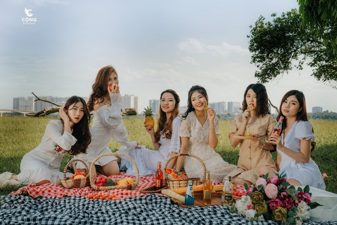 Những studio độc - chất - đáng tiền trong top of Gen Z’s choice, học trò chụp kỷ yếu cứ phải gọi thích mê! - Ảnh 5. Những studio độc - chất - đáng tiền trong top of Gen Z’s choice, học trò chụp kỷ yếu cứ phải gọi thích mê! - Ảnh 5.