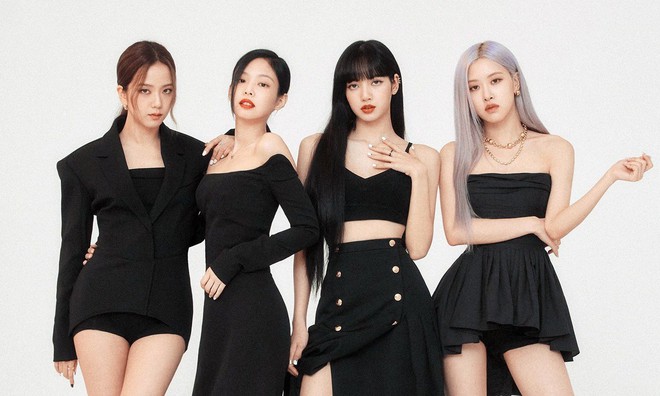 Thành viên đàn em BLACKPINK đầu tiên được producer YG thả hint chính là tiểu Sulli từng luyện vocal từ SM? - Ảnh 2.