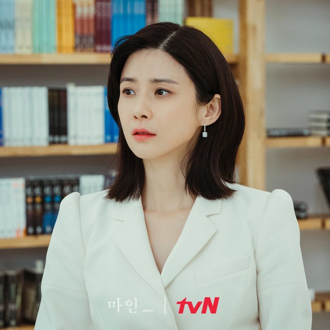 Lee Bo Young: Chị đại rating thống trị phim Hàn, từ mác hoa hậu giật bồ đến hôn nhân viên mãn nhất nhì Kbiz - Ảnh 6.