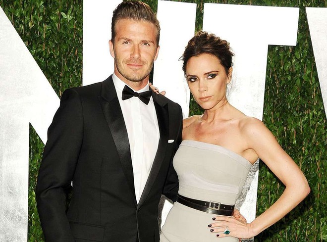 David and Victoria Beckham: Love at first sight, almost ruined because of scandal that her husband had an affair with a young assistant and the ending made the whole world admire - Photo 2.